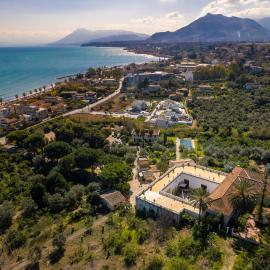 Agriturismo Villa Cefalà, מלון בסנטה פלביה