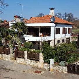 Apartment Alenka, Hotel in Novigrad