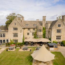 Stonehouse Court Hotel - A Bespoke Hotel, viešbutis mieste Straudas