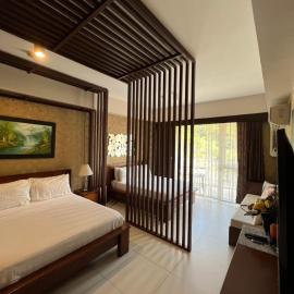 Bonel condo at Pico de Loro, khách sạn ở Cutad