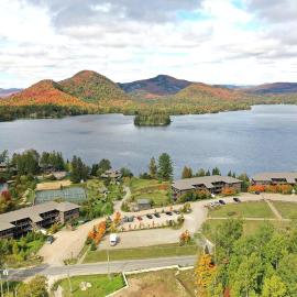 Appartement-Condo sur Lac Superieur-Mont-Tremblant, hotel v destinaci Lac-Superieur