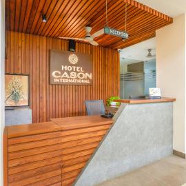 HOTEL CASON INTERNATIONAL, hotel din Kondotti