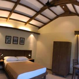 Bilar में, होटल Forest garden residence