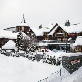 Korona Hotel&SPA – hotel w mieście Bukowel