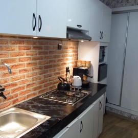 StayHere, Nice Apartment with Garden and sea view, 1 min walk From Beach, High-Speed WI-FI