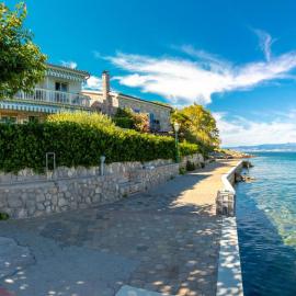 Apartments Dinka Vantačići