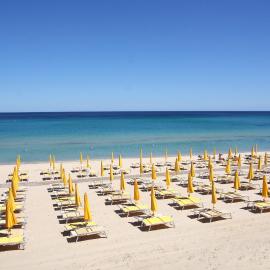 TH Costa Rei - Free Beach Resort, hotel u gradu Monte Nai