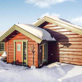 Cozy Home In Ulnes With Sauna, hotel in Ulnes