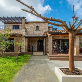 Casa Soleada, hotel a Gaïtánion