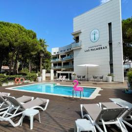 Aparthotel Las Palmeras Castelldefels, hotell i Castelldefels