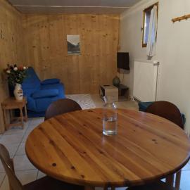 Appartement dans un chalet de montagne, hotel i Guillestre