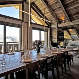 Appartement luxueux à Méribel avec SPA et services inclus - FR-1-613-48, hotel in Méribel