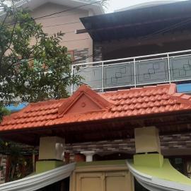 Texas guest house 4 bed Rooms, hotel u gradu 'Chalai'