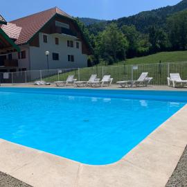 Petit cocon entre lac, golf et montagne, proche d'Annecy, hotel a Giez