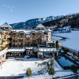 Tevini Resort, hotell sihtkohas Commezzadura