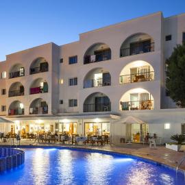 Aparthotel Puerto Cala Vadella, hotel a Cala Vedella