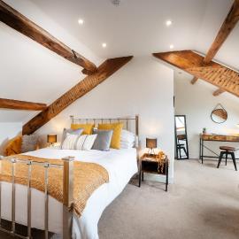 Luxury Studio Apartment - Town Centre