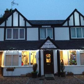 Achill Guest House، فندق في سوليهال