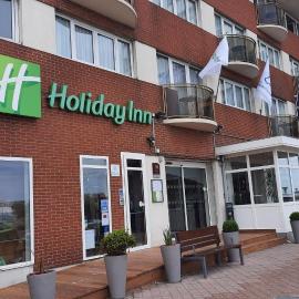 Holiday Inn Calais-Centre Car Ferry by IHG โรงแรมในกาเลส์