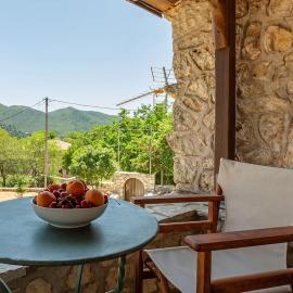 Pano Rouga - PONTZOS traditional stonehouse