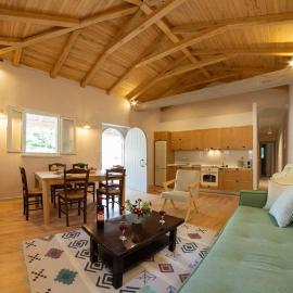 AVLI - Tranquil stonehouse in Lefkada