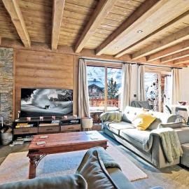 Chalet familial aux Menuires, sauna, parking, proche pistes de ski - FR-1-613B-12, hotel a Levassaix