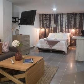 Espectacular apartaestudio en sabaneta!, hótel í Sabaneta