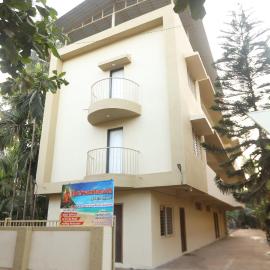 Shree Swami Samarth Resort, viešbutis mieste Diveagaras