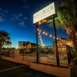 Dry Dock Inn, hótel í Carolina Beach