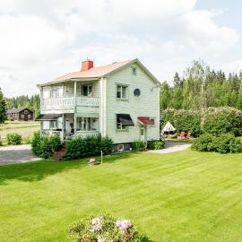 Guestrooms at Forest Family Home، فندق في Ytterhogdal