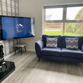 Téach Cara - 5 Bedroom - Culdaff, hotel in Culdaff