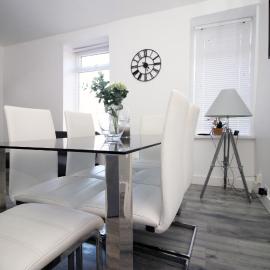 Executive Style 2 Bed Flat in Bridgend F2