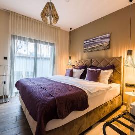 Rustica Nocte Boutique Apartments โรงแรมในโปเชกา