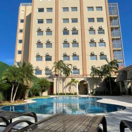 Hotel Oeste Plaza, hotel u gradu 'Andradina'