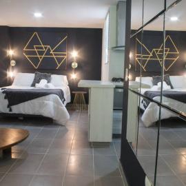 Espectacular apartamento Duplex VIP 501 con jacuzzy, hótel í Sabaneta