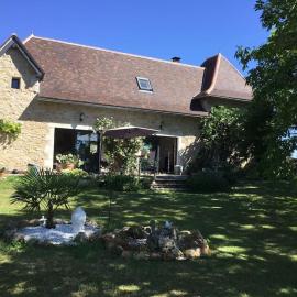 Gite de charme 6 pers avec SPA privé, chambres climatisées, hotel em Faycelles