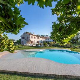 Agromarino: Sirolo'da bir otel