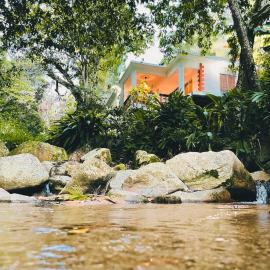 Casa del Arroyo 2-Bedroom Cottage Fireplace and BBQ, hotel in Jarabacoa