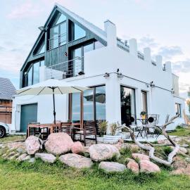House of Freedom with Sea view sauna and jacuzzi