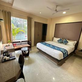 Hotel Pinaka Inn, hotel en Lucknow