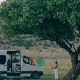Geo Campers - Full time living camper rental in Kutaisi, Tbilisi, Batumi, Georgia, hotel v destinaci Kutaisi