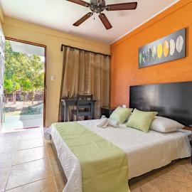 Hotel El Cocobolo Food&Rest Room 1 B&B WiFi AC Pkg Free Swimmingpool, hotel in Ahogados
