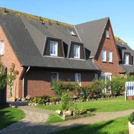 Hotel Kiose - Ferienwohnungen, hotel in Wenningstedt