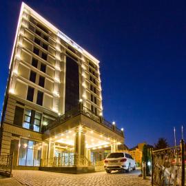 Plaza Hotel Bishkek, hotel din Bișkek