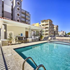 Breezy Condo w/ Ocean View Balcony: Walk to Beach!, hotel in Rincon