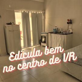 Edícula no centro de VR, hotel in Volta Redonda