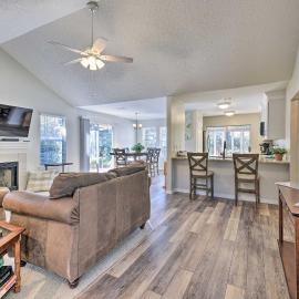 Family-Friendly Home Near Destin Beaches