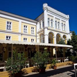 Hotel Astoria, viešbutis Balatonfiurede