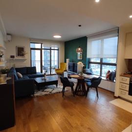 2-Bedroom Oasis in the heart of the Waterfront、Sajmišteのホテル