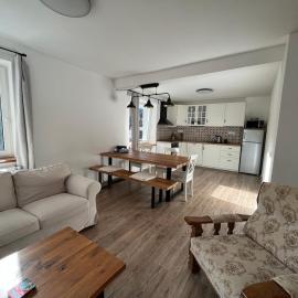 Apartmány Josefáč s dětským hřištěm a saunou, hotel in Josefŭv Dŭl